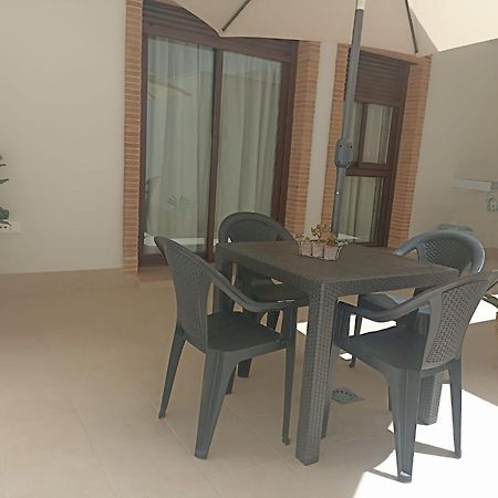 Apartamento Nuevo Centrico Con Aparcamiento Privado Incluido Alcalá de Guadaira Dış mekan fotoğraf
