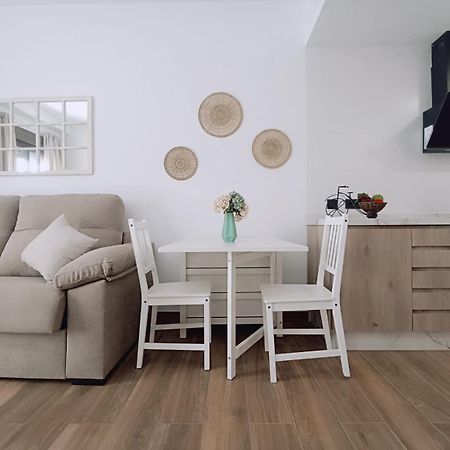 Apartamento Nuevo Centrico Con Aparcamiento Privado Incluido Alcalá de Guadaira Dış mekan fotoğraf