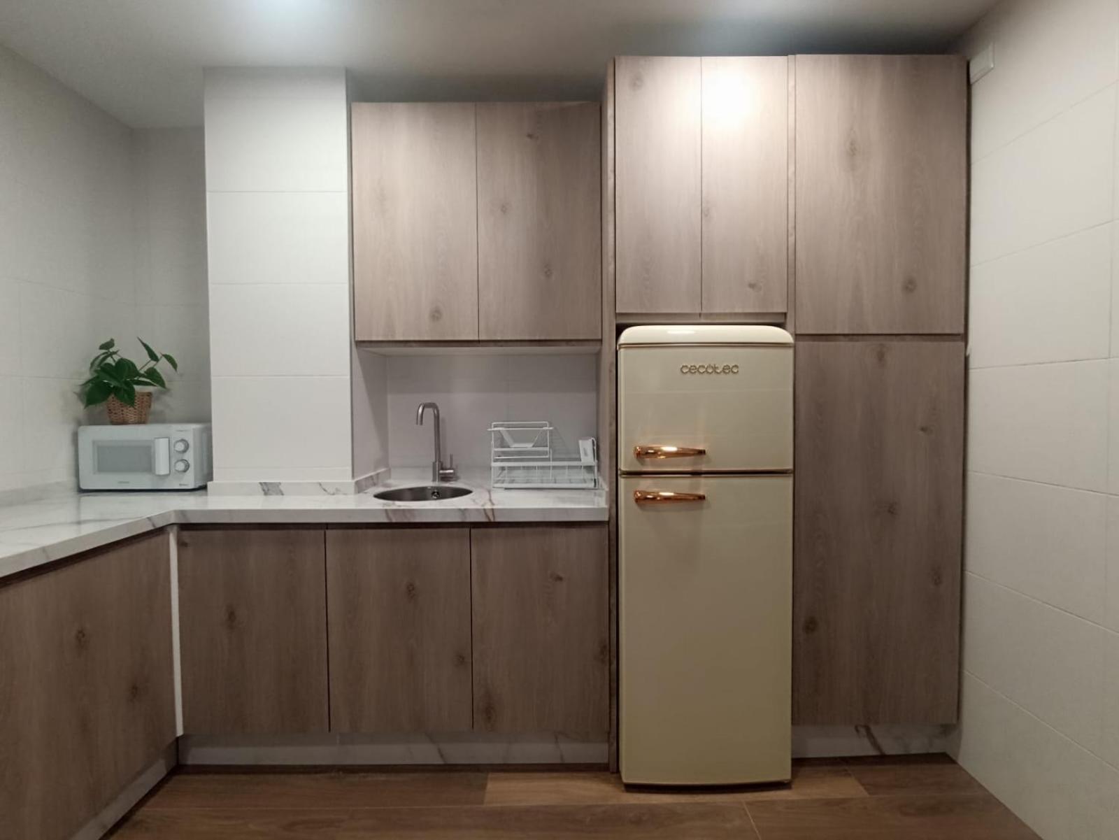 Apartamento Nuevo Centrico Con Aparcamiento Privado Incluido Alcalá de Guadaira Dış mekan fotoğraf