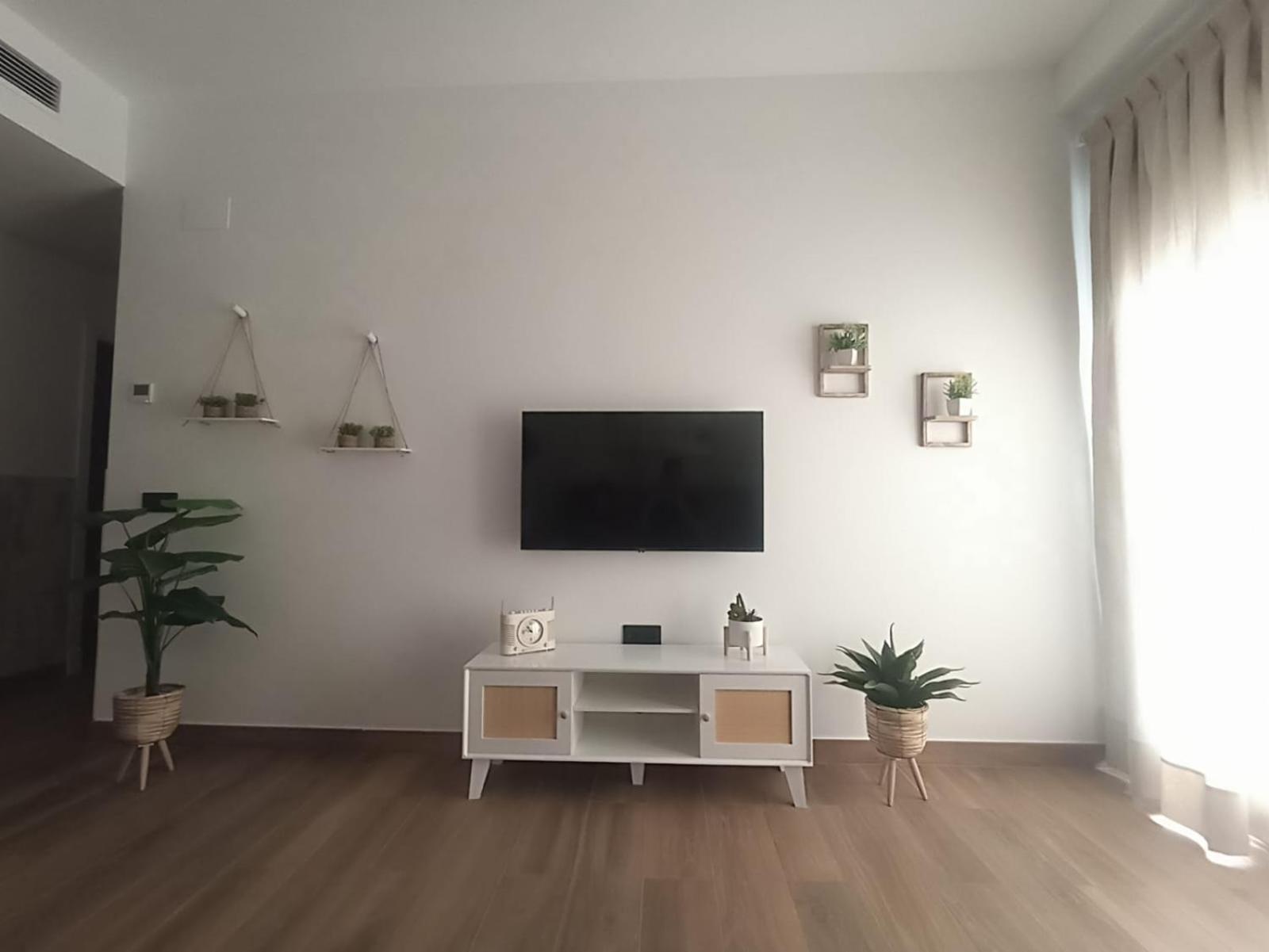 Apartamento Nuevo Centrico Con Aparcamiento Privado Incluido Alcalá de Guadaira Dış mekan fotoğraf